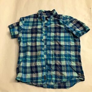 LARGE AMERICAN EAGLE OUTFITTERS WOMEN FLANNEL SHIRT